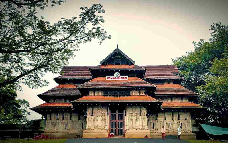Vadakkumnathan Temple