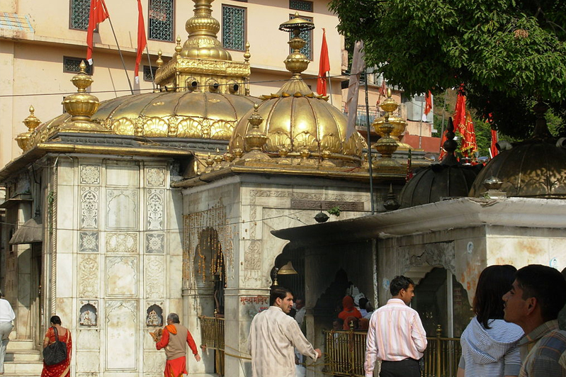 Jwalamukhi Temple